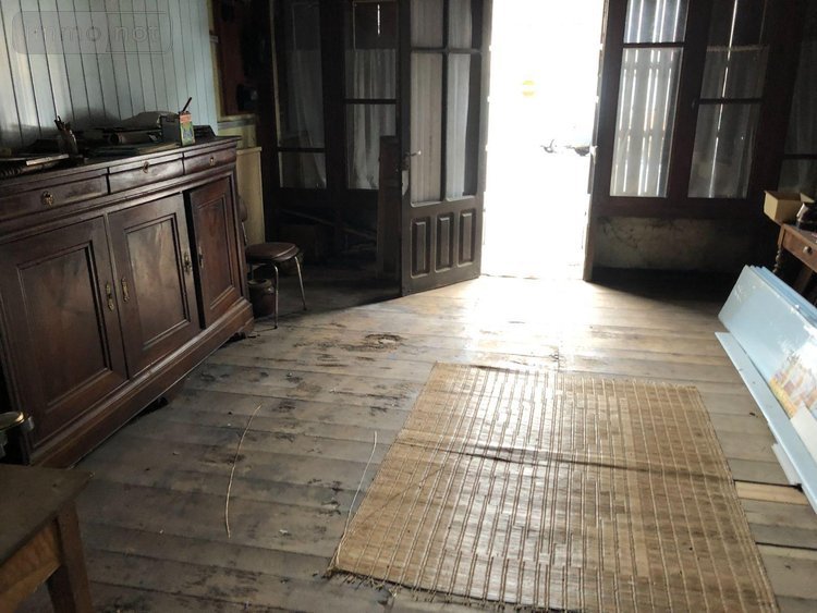 Maison a vendre Aynac 46120 Lot 262 m2  44000 euros