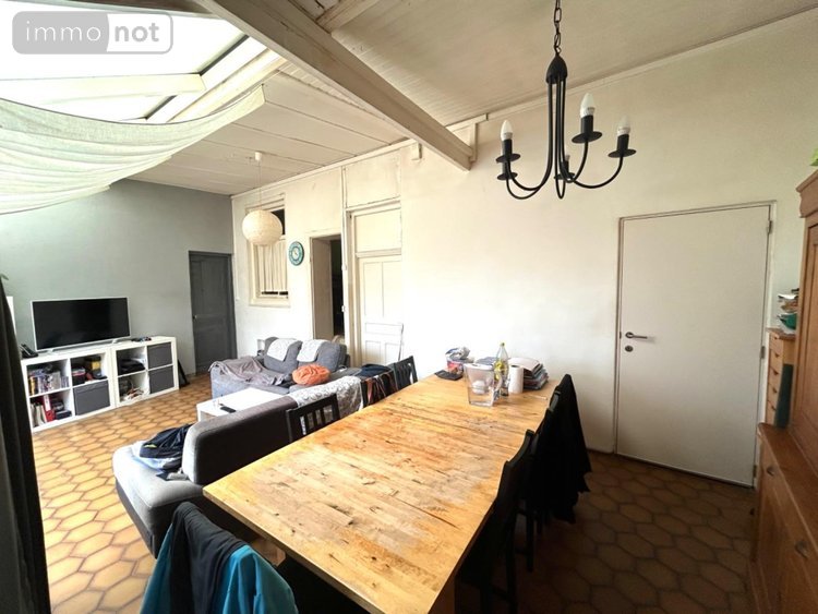 Fonds et murs commerciaux a vendre Hondschoote 59122 Nord 34 m2  106750 euros