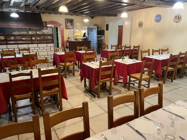 Fonds et murs commerciaux a vendre Thiverny 60160 Oise 370 m2  245000 euros