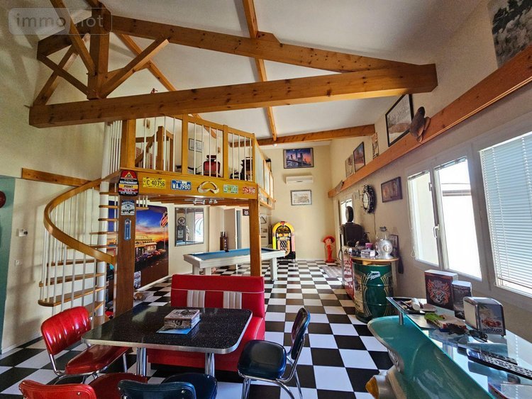 propriete a vendre Grézac 17120 Charente-Maritime 400 m2 13 pièces 834080 euros