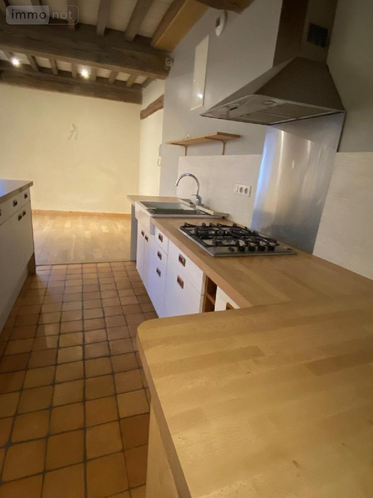 Location appartement Cluny 71250 Saône-et-Loire 104 m2 3 pièces 780 euros