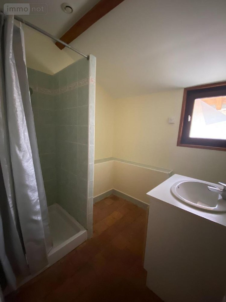 Location maison Blanot 71250 Saône-et-Loire 64 m2 2 pièces 550 euros