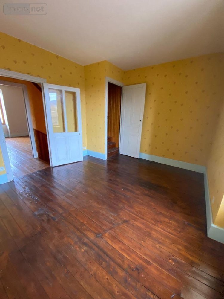 Location maison Salornay-sur-Guye 71250 Saône-et-Loire 103 m2 5 pièces 650 euros