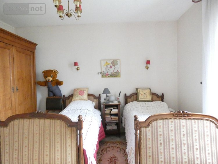 Maison a vendre Saint-Junien 87200 Haute-Vienne 161 m2 7 pièces 159000 euros