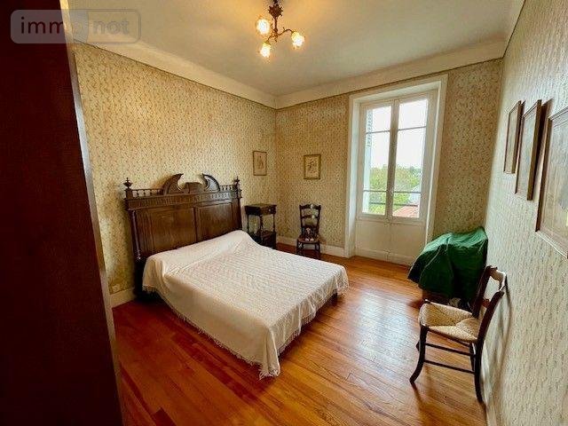 Maison a vendre Gramat 46500 Lot 142 m2 7 pièces 157500 euros