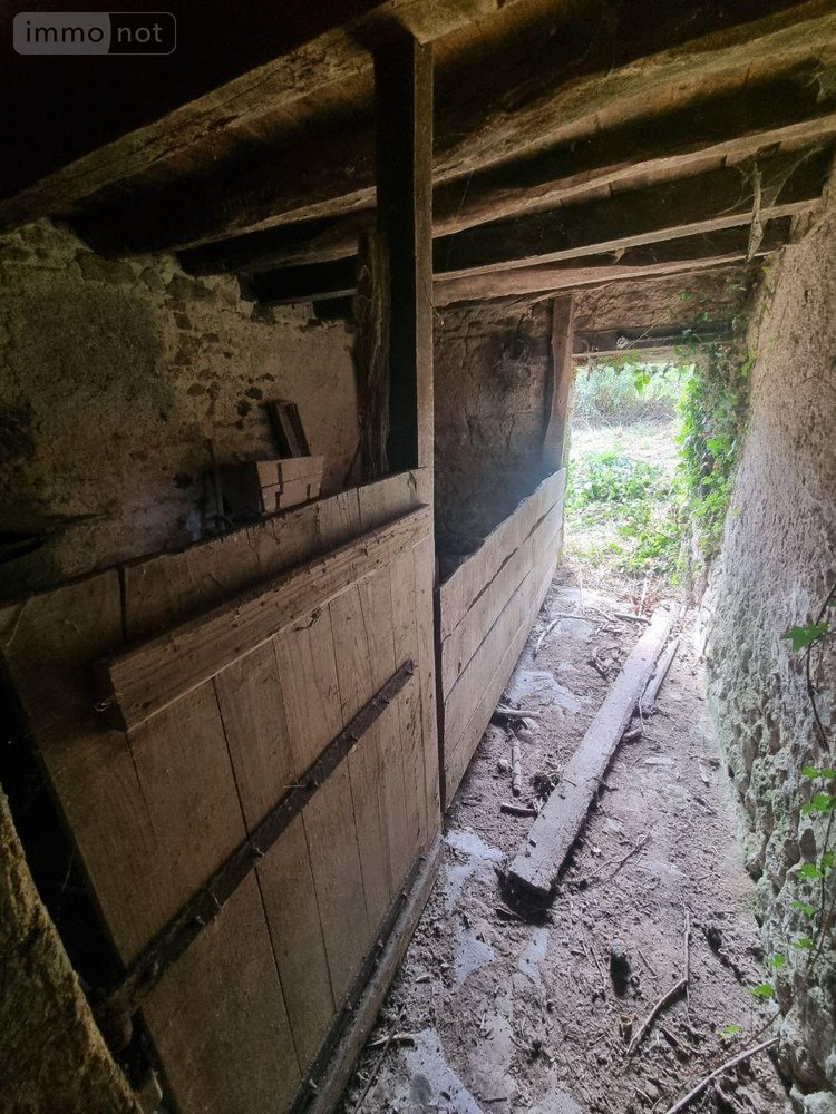 Bien agricole a vendre Crozon-sur-Vauvre 36140 Indre  22000 euros