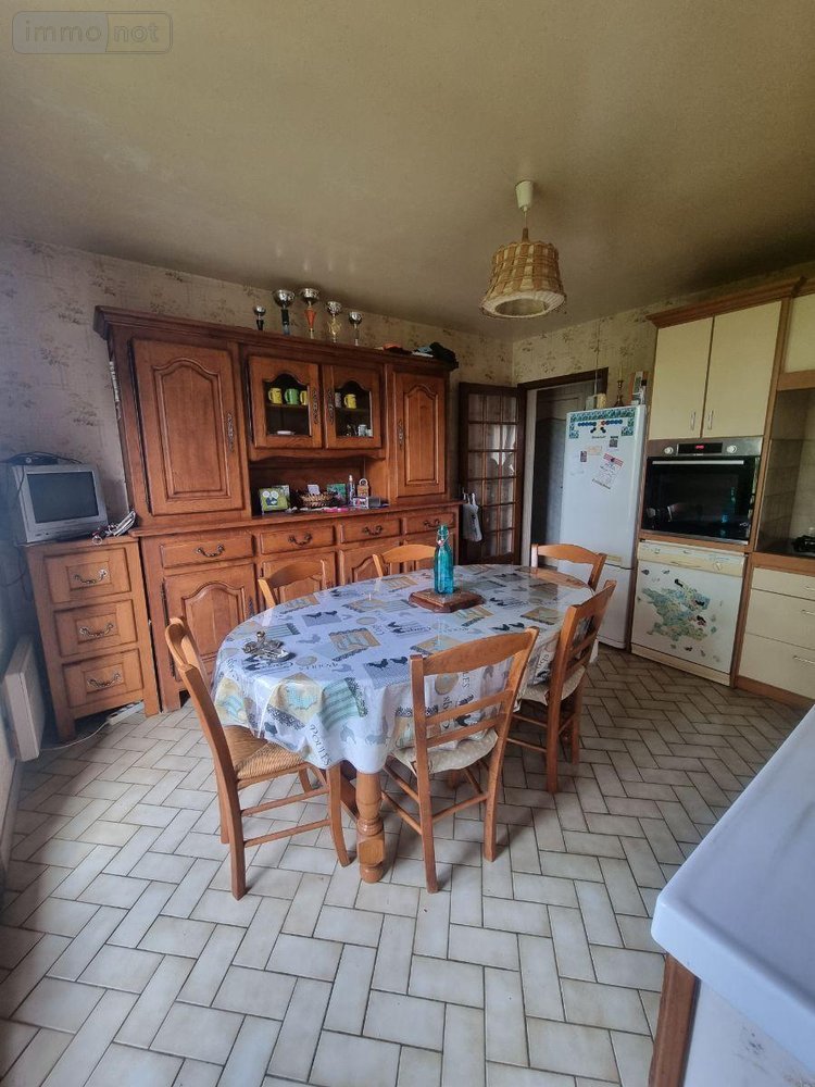 Maison a vendre Neuvy-Saint-Sépulchre 36230 Indre 166 m2 7 pièces 193000 euros