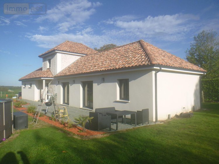 Maison a vendre Routes 76560 Seine-Maritime 111 m2 5 pièces 295350 euros