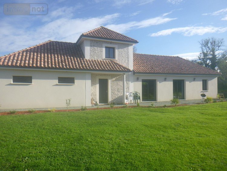 Maison a vendre Routes 76560 Seine-Maritime 111 m2 5 pièces 295350 euros