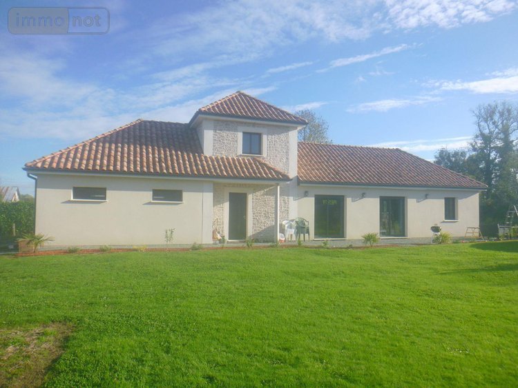 Maison a vendre Routes 76560 Seine-Maritime 111 m2 5 pièces 295350 euros