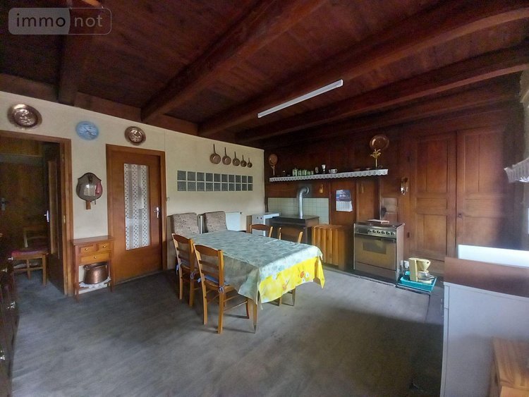 Maison a vendre Lavigerie 15300 Cantal 120 m2 4 pièces 95000 euros