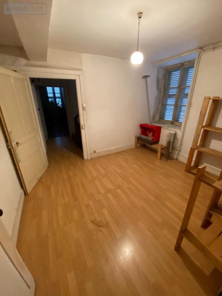 Immeuble a vendre Villersexel 70110 Haute-Saône 300 m2  117680 euros