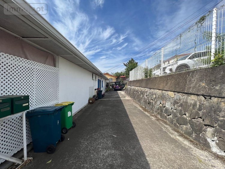 Immeuble a vendre Saint-Paul 97460 Réunion 371 m2  570500 euros