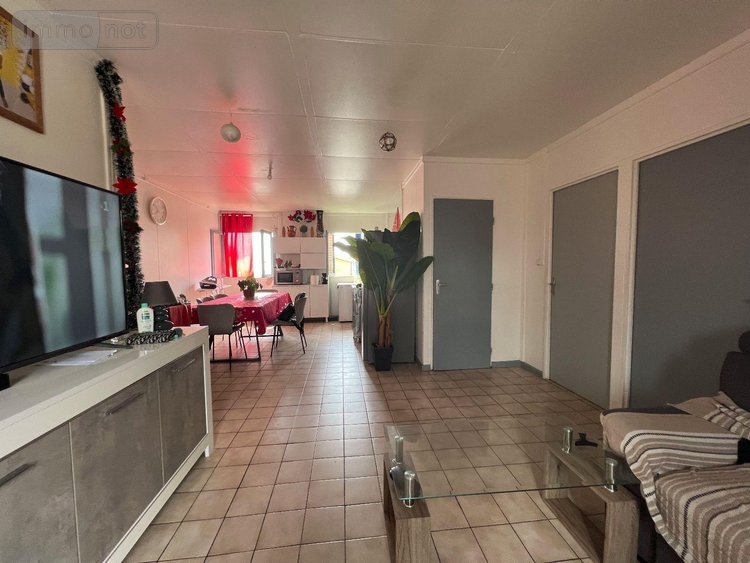 Immeuble a vendre Saint-Paul 97460 Réunion 371 m2  570500 euros