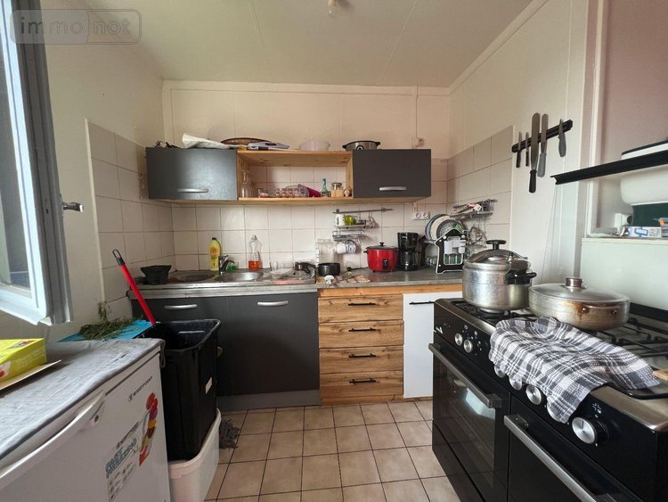 Immeuble a vendre Saint-Paul 97460 Réunion 371 m2  570500 euros