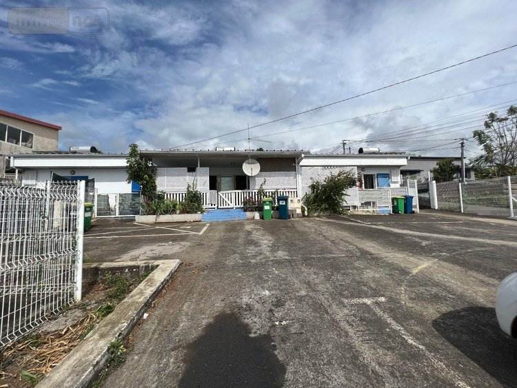 Immeuble a vendre Saint-Paul 97460 Réunion 371 m2  570500 euros