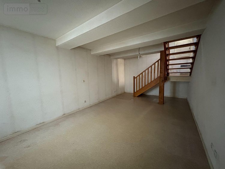 Immeuble a vendre Joinville 52300 Haute-Marne 200 m2  148100 euros