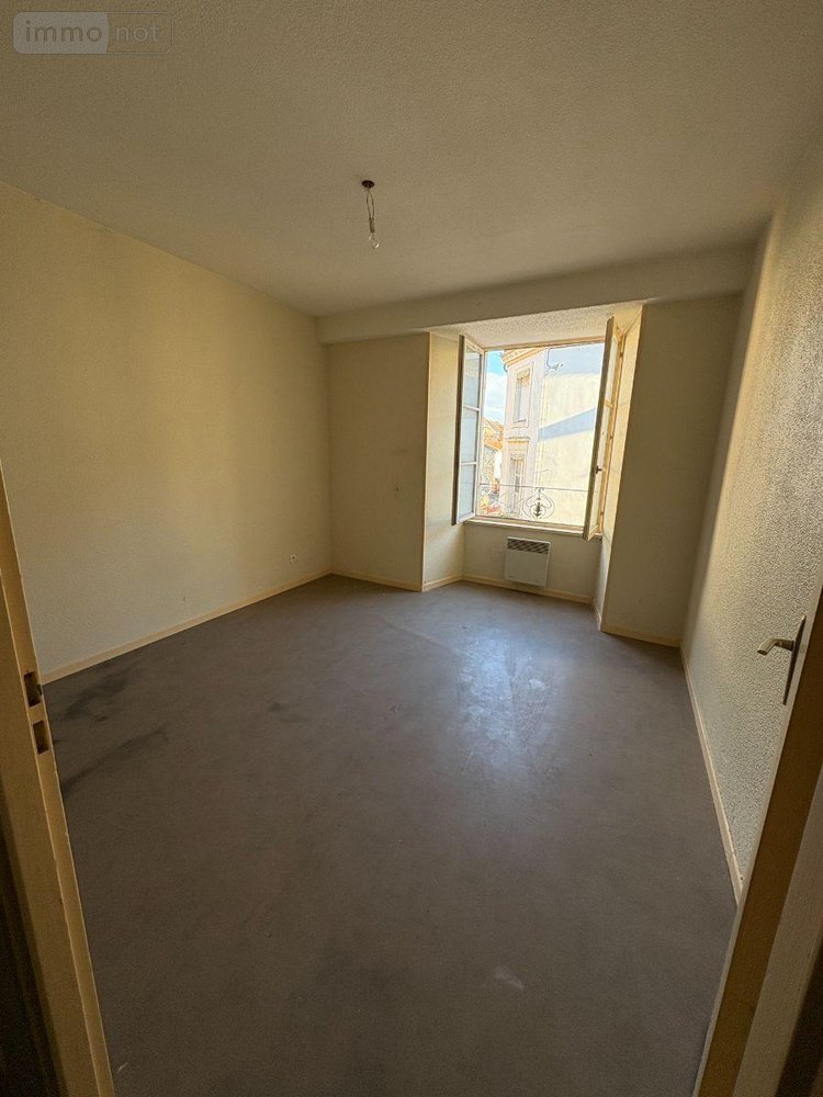 Immeuble a vendre Joinville 52300 Haute-Marne 200 m2  148100 euros