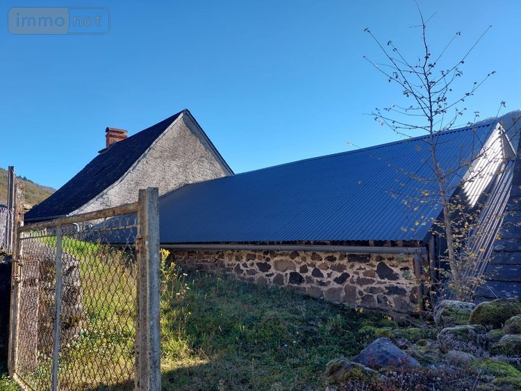 Maison a vendre Saint-Vincent-de-Salers 15380 Cantal  47700 euros