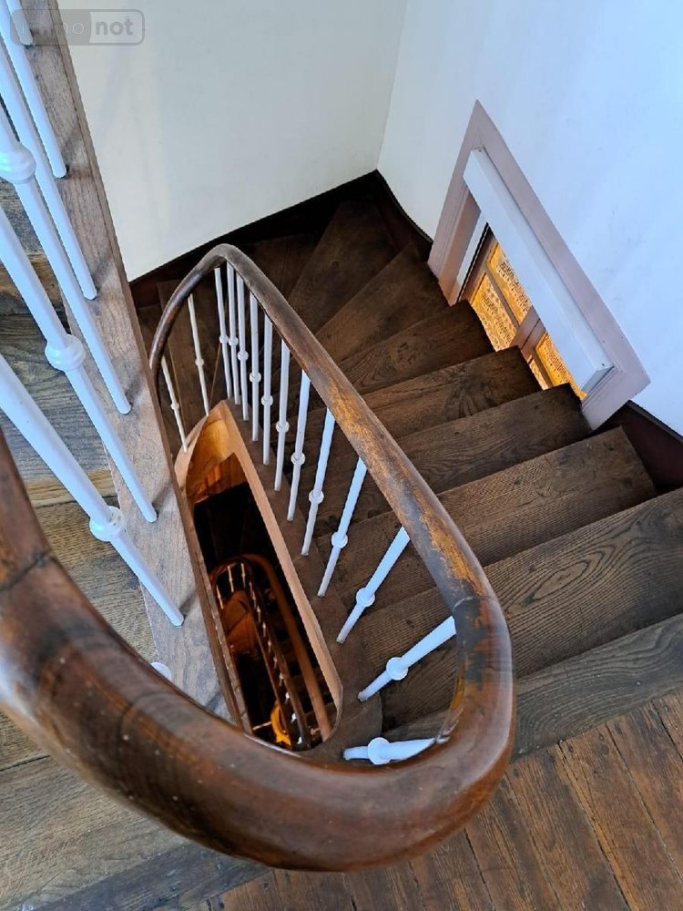 Immeuble a vendre Sauveterre-de-Rouergue 12800 Aveyron 233 m2  199000 euros