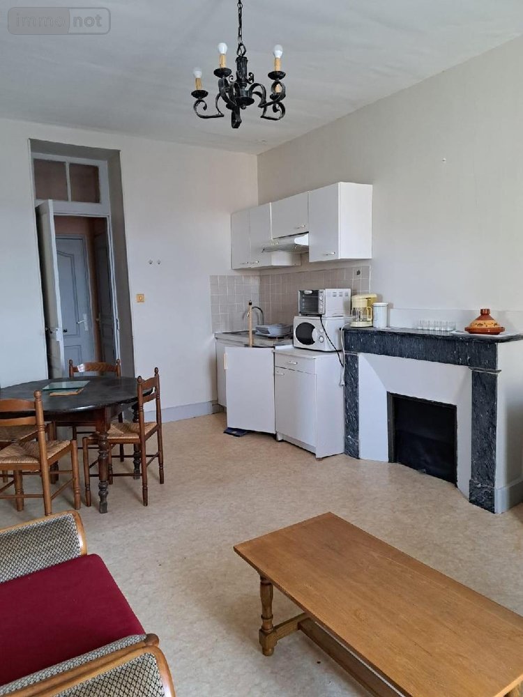 Immeuble a vendre Sauveterre-de-Rouergue 12800 Aveyron 233 m2  190000 euros