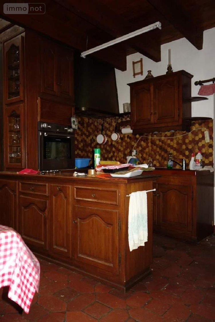 Maison a vendre La Roche-Vineuse 71960 Saône-et-Loire 200 m2 5 pièces 308000 euros