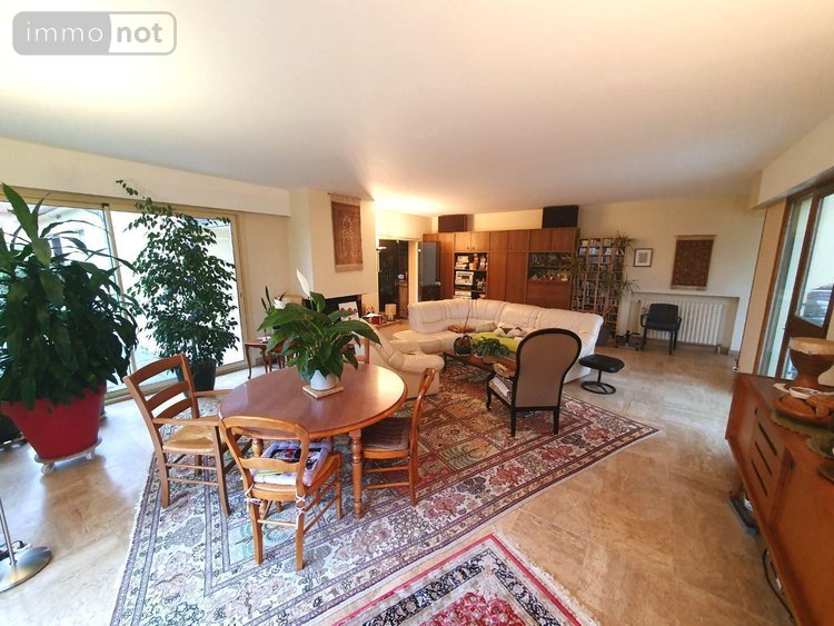 Maison a vendre Souppes-sur-Loing 77460 Seine-et-Marne 378 m2 13 pièces 450000 euros