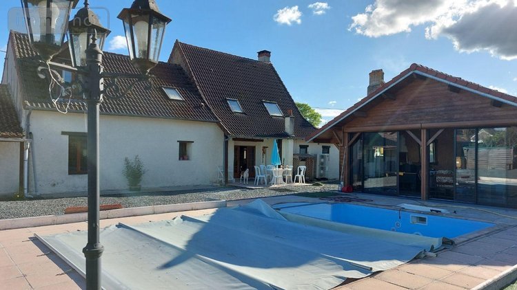 Maison a vendre Cluis 36340 Indre 179 m2 4 pièces 157940 euros