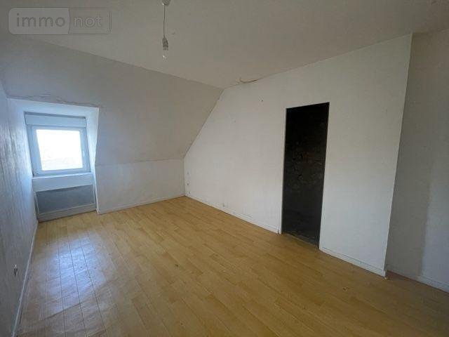 Immeuble a vendre Le Grand-Lucé 72150 Sarthe 129 m2  101650 euros