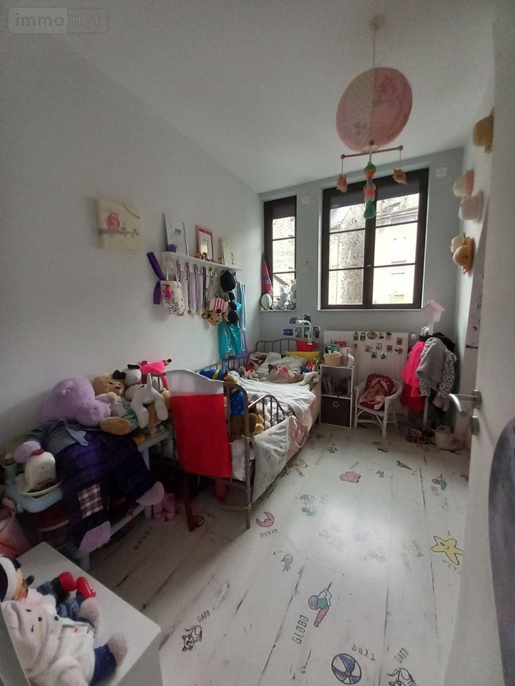 Appartement a vendre Murat 15300 Cantal 108 m2 4 pièces 159000 euros