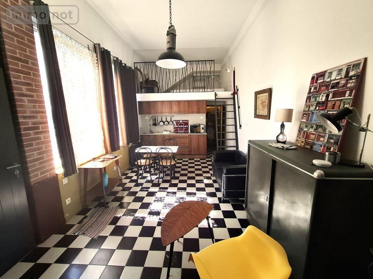 Maison a vendre Sauxillanges 63490 Puy-de-Dôme 247 m2 14 pièces 325500 euros