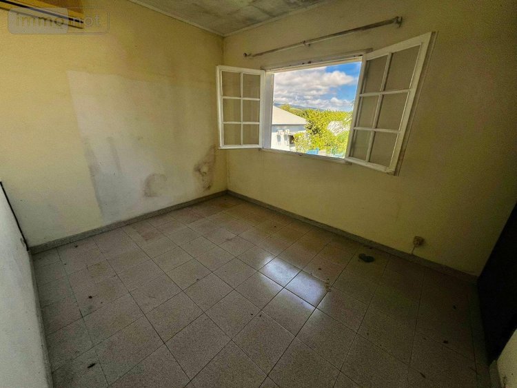 Maison a vendre Saint-Benoît 97470 Réunion 184 m2 7 pièces 254000 euros