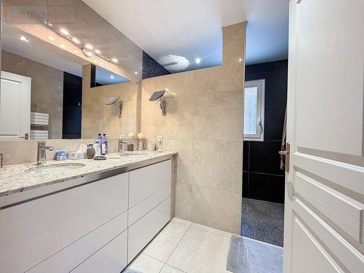 Appartement a vendre Bandol 83150 Var 101 m2 5 pièces 979000 euros