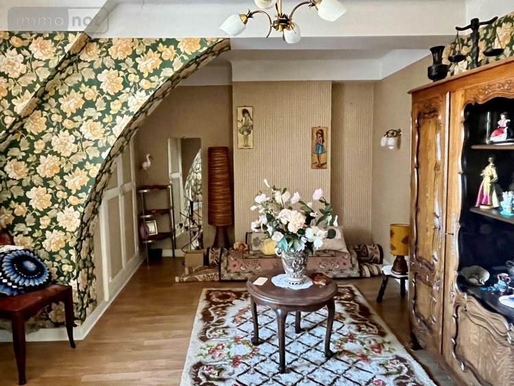 Immeuble a vendre Avallon 89200 Yonne 151 m2  159000 euros