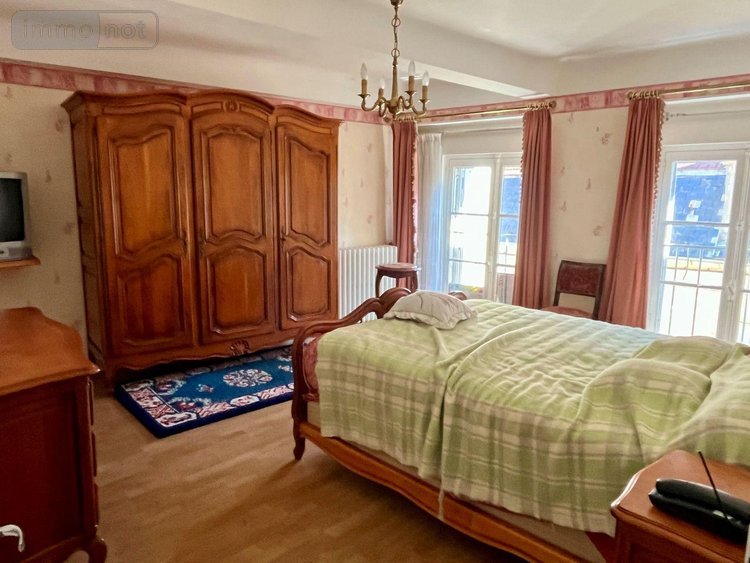 Immeuble a vendre Avallon 89200 Yonne 151 m2  149000 euros