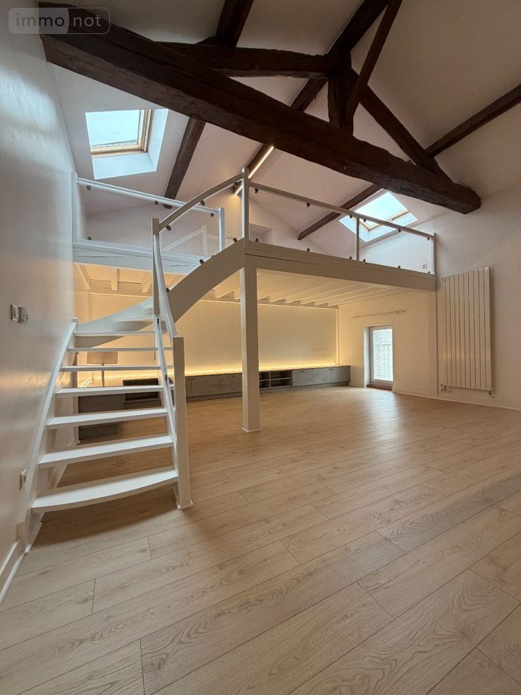 Location maison Crêches-sur-Saône 71680 Saône-et-Loire 141 m2 5 pièces 1500 euros