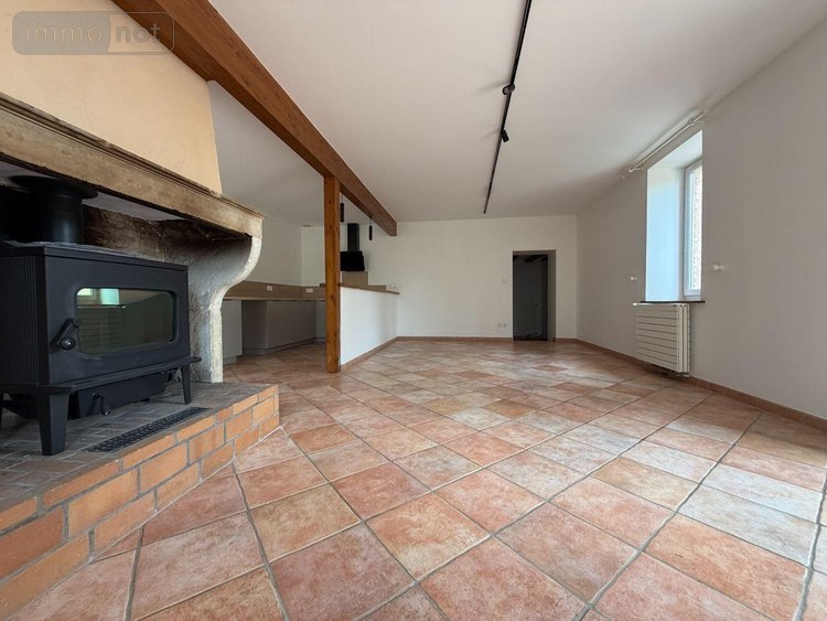 Location maison Crêches-sur-Saône 71680 Saône-et-Loire 141 m2 5 pièces 1500 euros