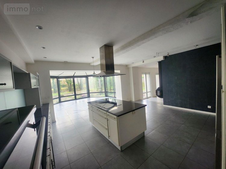 Maison a vendre Angers 49000 Maine-et-Loire 244 m2 10 pièces 603200 euros