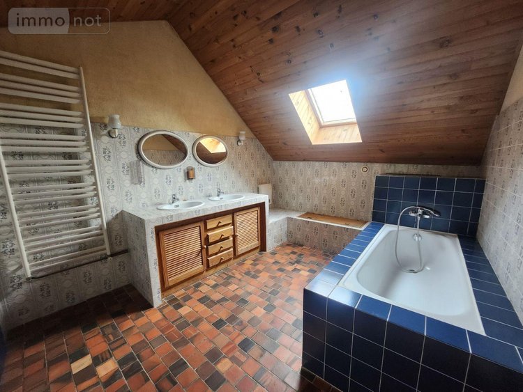 Maison a vendre Angers 49000 Maine-et-Loire 244 m2 10 pièces 603200 euros