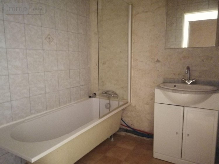 Maison a vendre Marans 17230 Charente-Maritime 150 m2 8 pièces 270400 euros