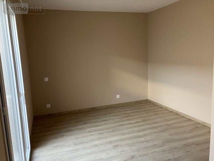 Location maison Saint-Senier-sous-Avranches 50300 Manche 73 m2 3 pièces 810 euros