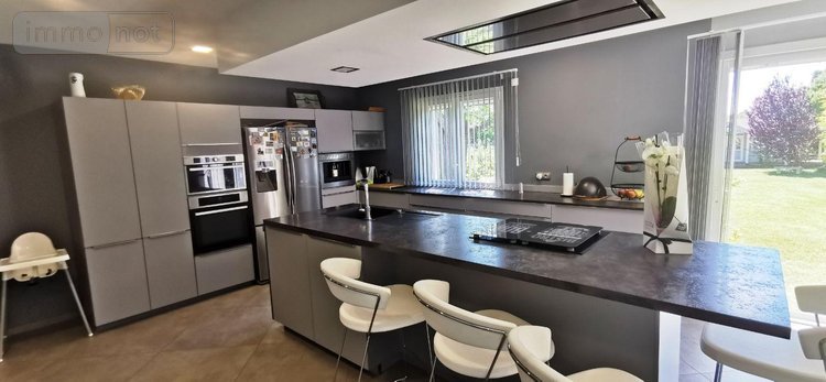 Maison a vendre Mouriès 13890 Bouches-du-Rhône 140 m2 6 pièces 798000 euros