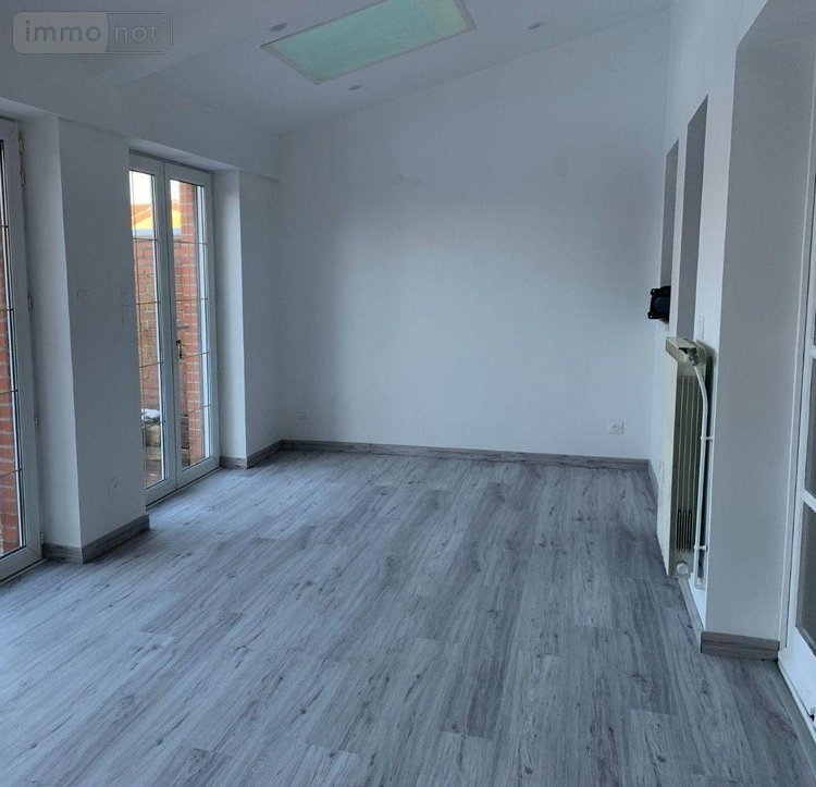 Location maison Saint-Jans-Cappel 59270 Nord 109 m2 4 pièces 900 euros