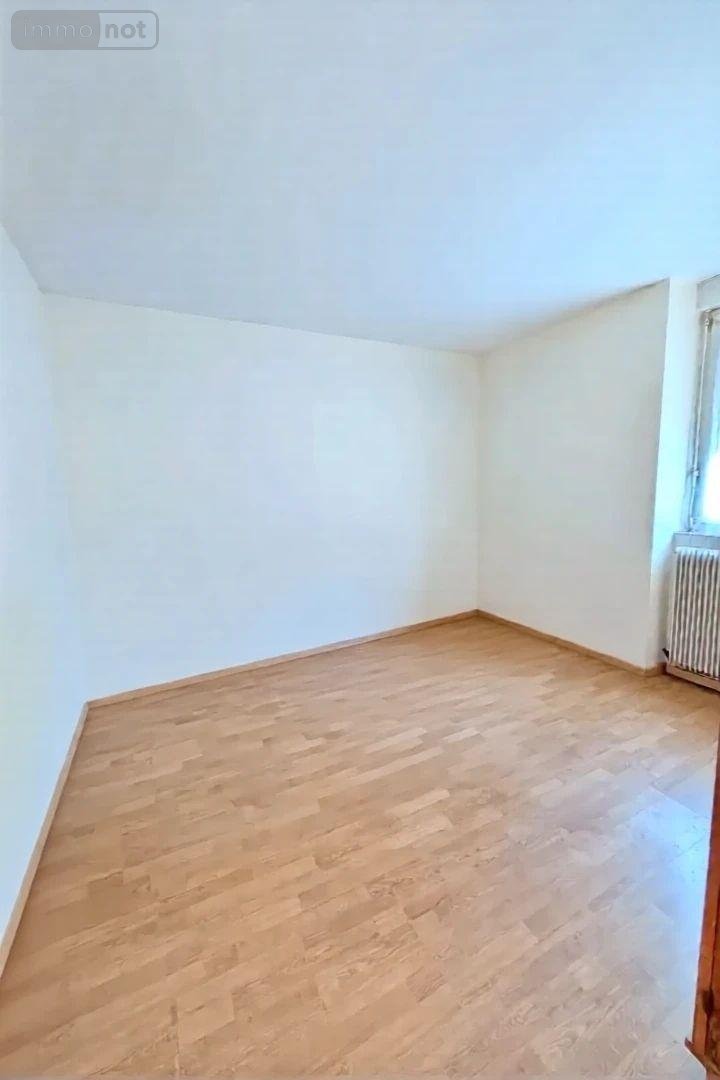 Maison a vendre Le Lude 72800 Sarthe 183 m2 7 pièces 162440 euros