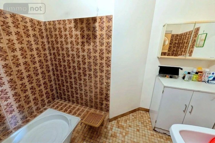 Maison a vendre Le Lude 72800 Sarthe 183 m2 7 pièces 162440 euros