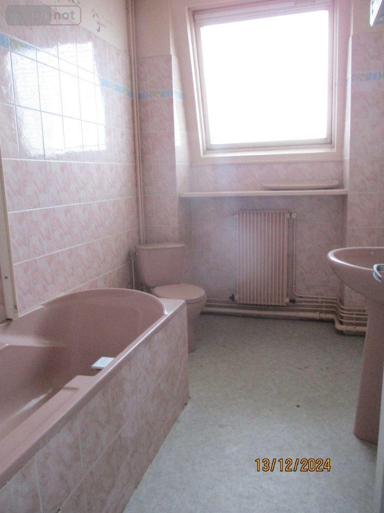 Immeuble a vendre Fougères 35300 Ille-et-Vilaine 383 m2  643512 euros