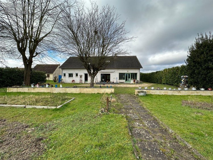Maison a vendre Faverolles-sur-Cher 41400 Loir-et-Cher 193 m2 8 pièces 267392 euros
