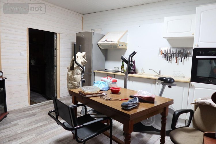 Maison a vendre Landivisiau 29400 Finistère 177 m2 8 pièces 225000 euros