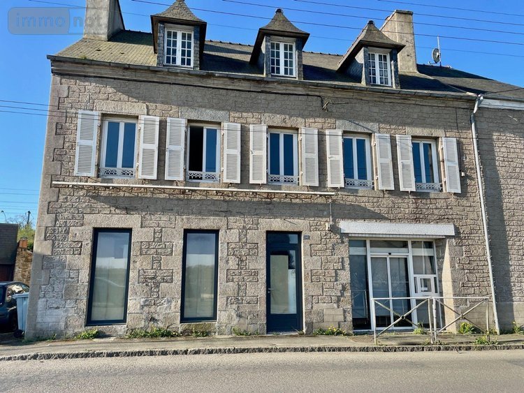 Immeuble a vendre Plouaret 22420 Côtes-d'Armor 245 m2  240694 euros