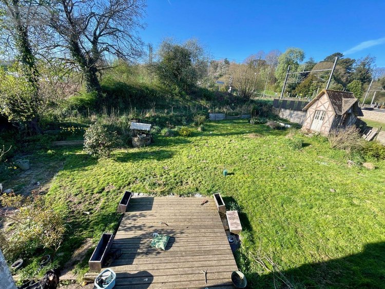 Immeuble a vendre Plouaret 22420 Côtes-d'Armor 245 m2  240694 euros